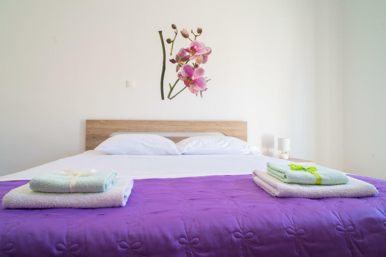 Red Rose Apartment สปลิท ภายนอก รูปภาพ